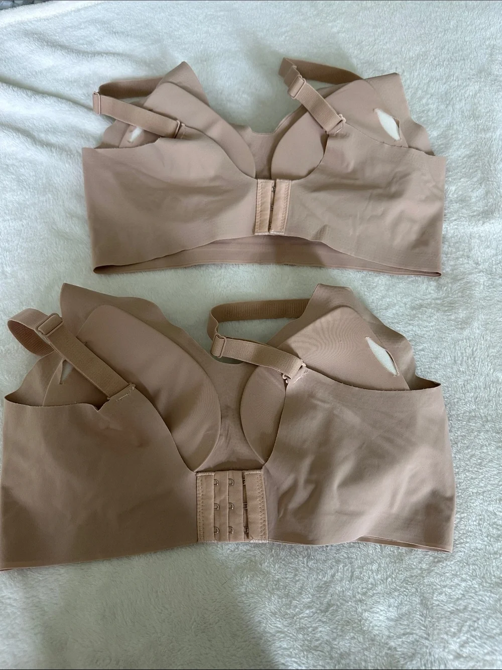 2 Seamless Nude Wireless Comfort Bras